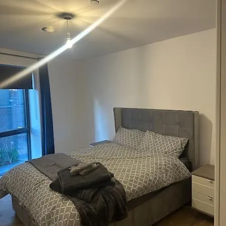 شقة Spacious Luxury One Bedroom ليدز