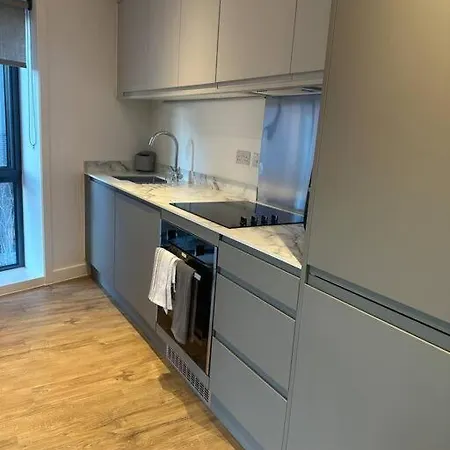 Spacious Luxury One Bedroom شقة ليدز