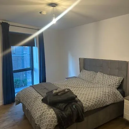 شقة Spacious Luxury One Bedroom ليدز
